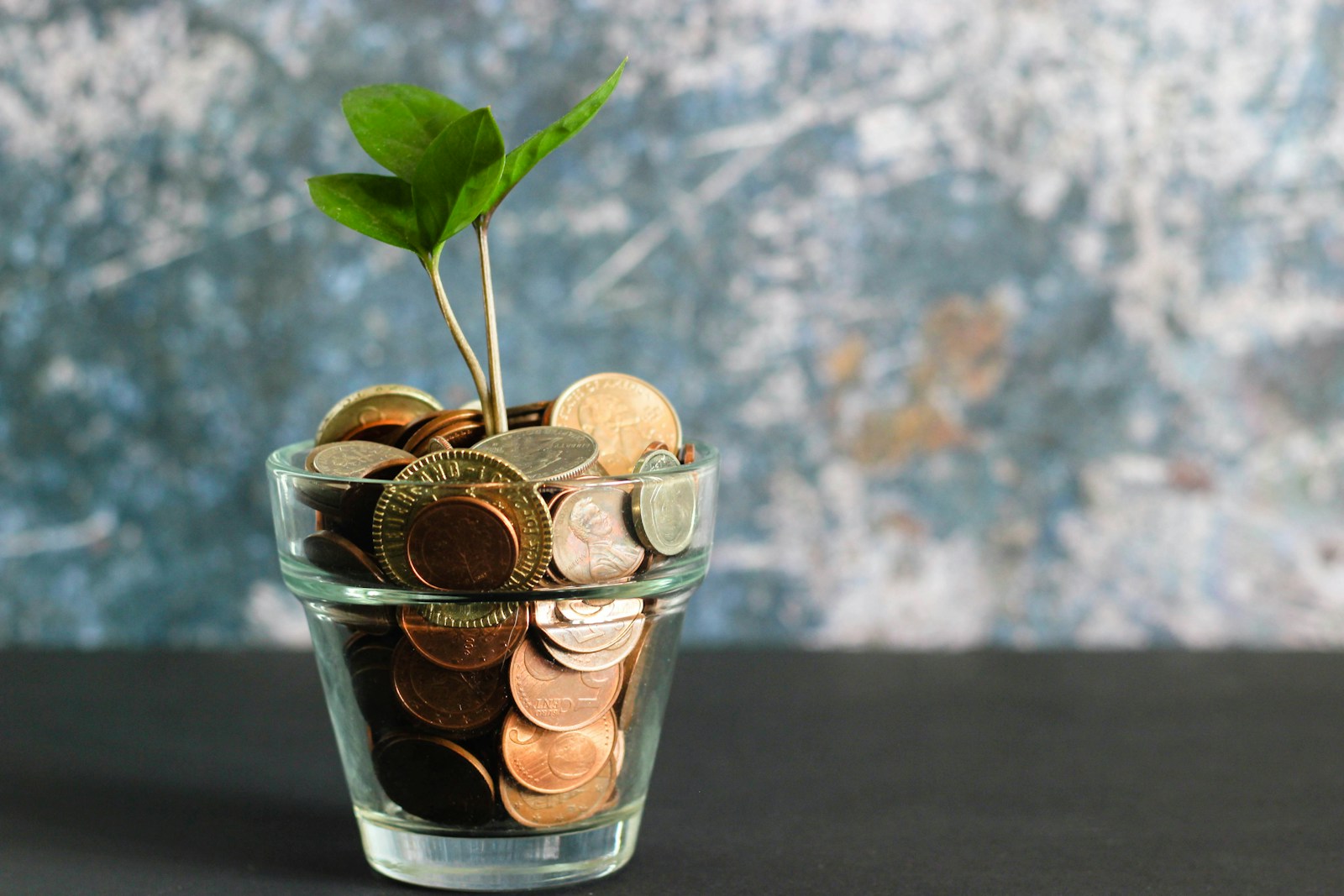 How to Make 100K a Month: A Guide to Reaching Your Financial Goals