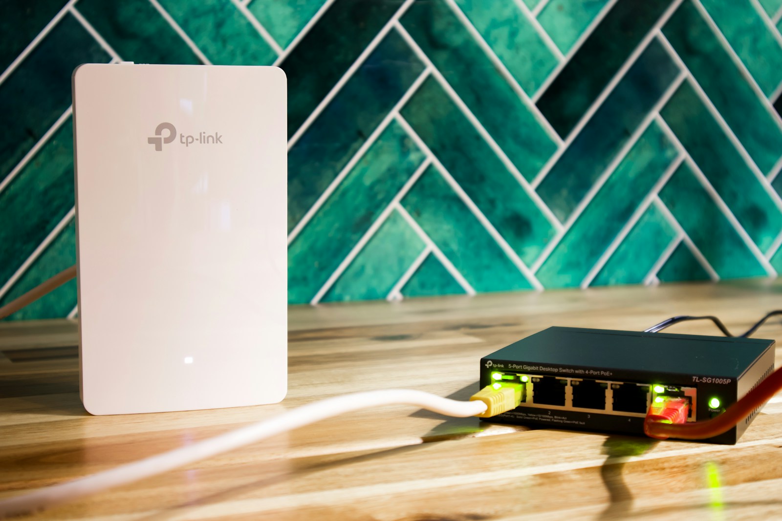 Travel Routers 101: Your Private Wi-Fi Anywhere You Stay